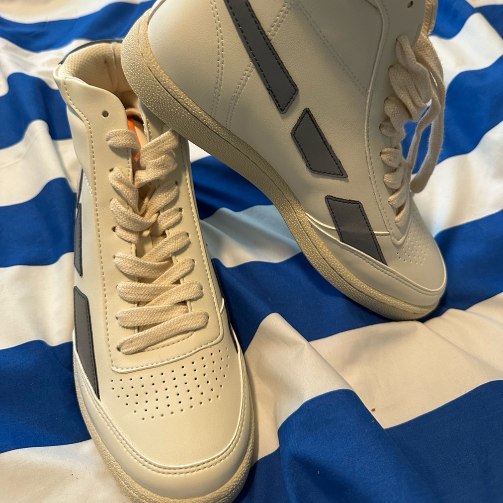 Saye White and Grey High-Top Sneakers